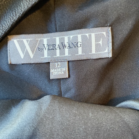 Little black dress worn once and like new condition - Picture 7 of 8